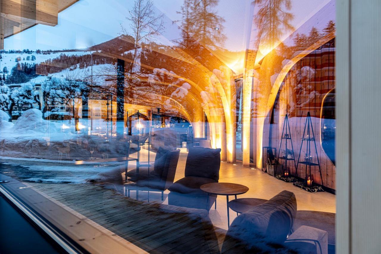 Hotel Arnica Scuol - Adults Only Εξωτερικό φωτογραφία
